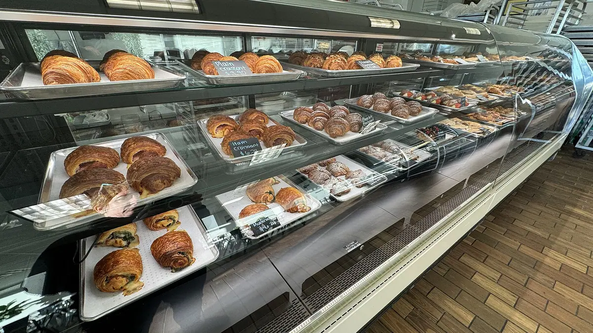 Cake Inn – patisserie in Norwich town centre